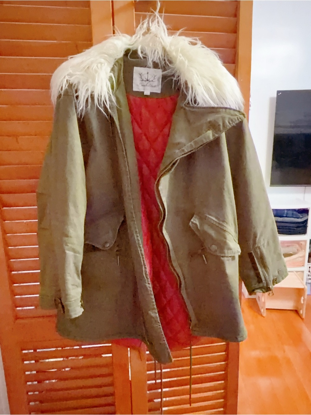 Women's Olive Green Parka Coat with Faux Fur Trim